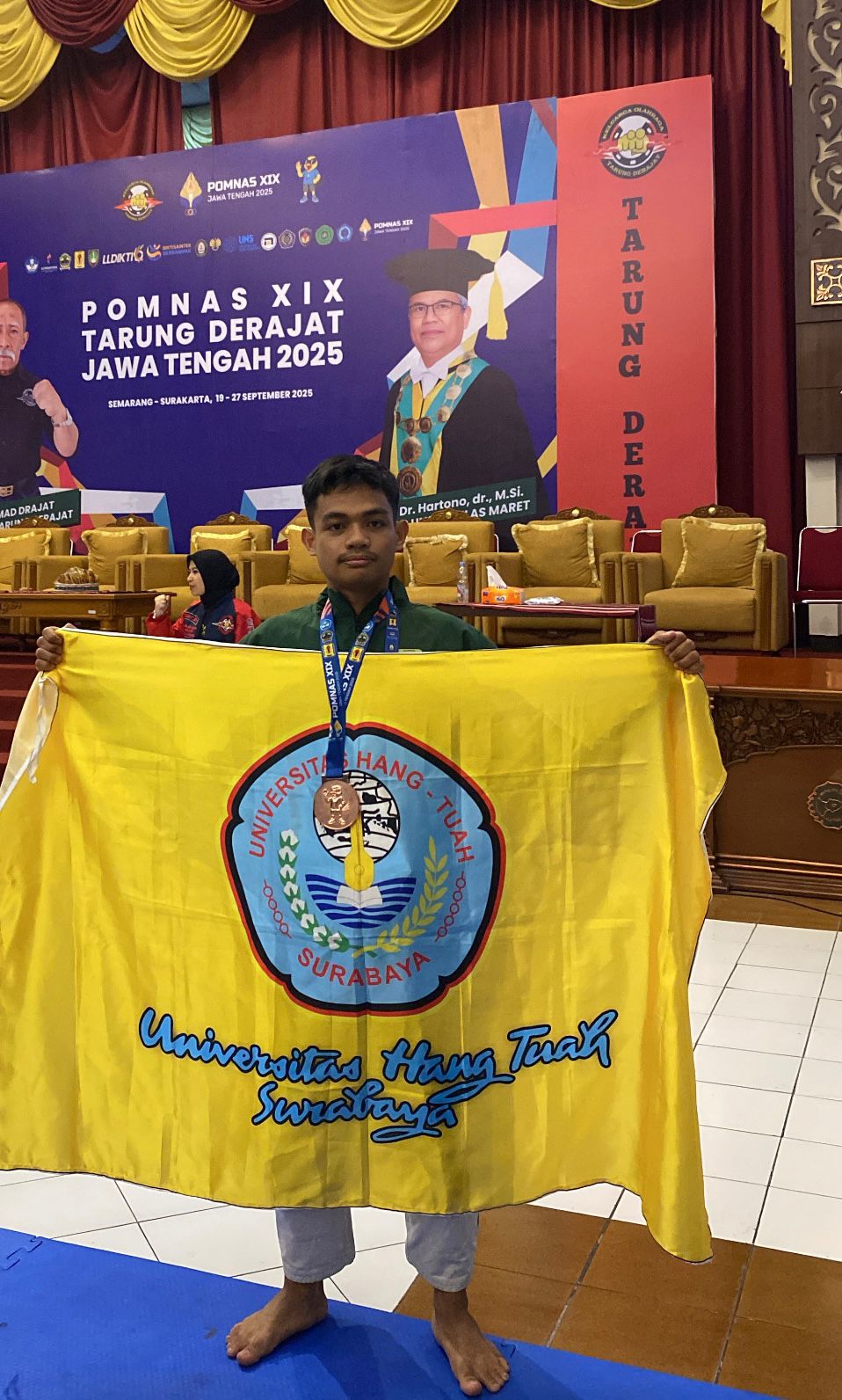 Bangga, Mahasiswa UHT Sabet Medali Perunggu di POMNAS XIX 2025